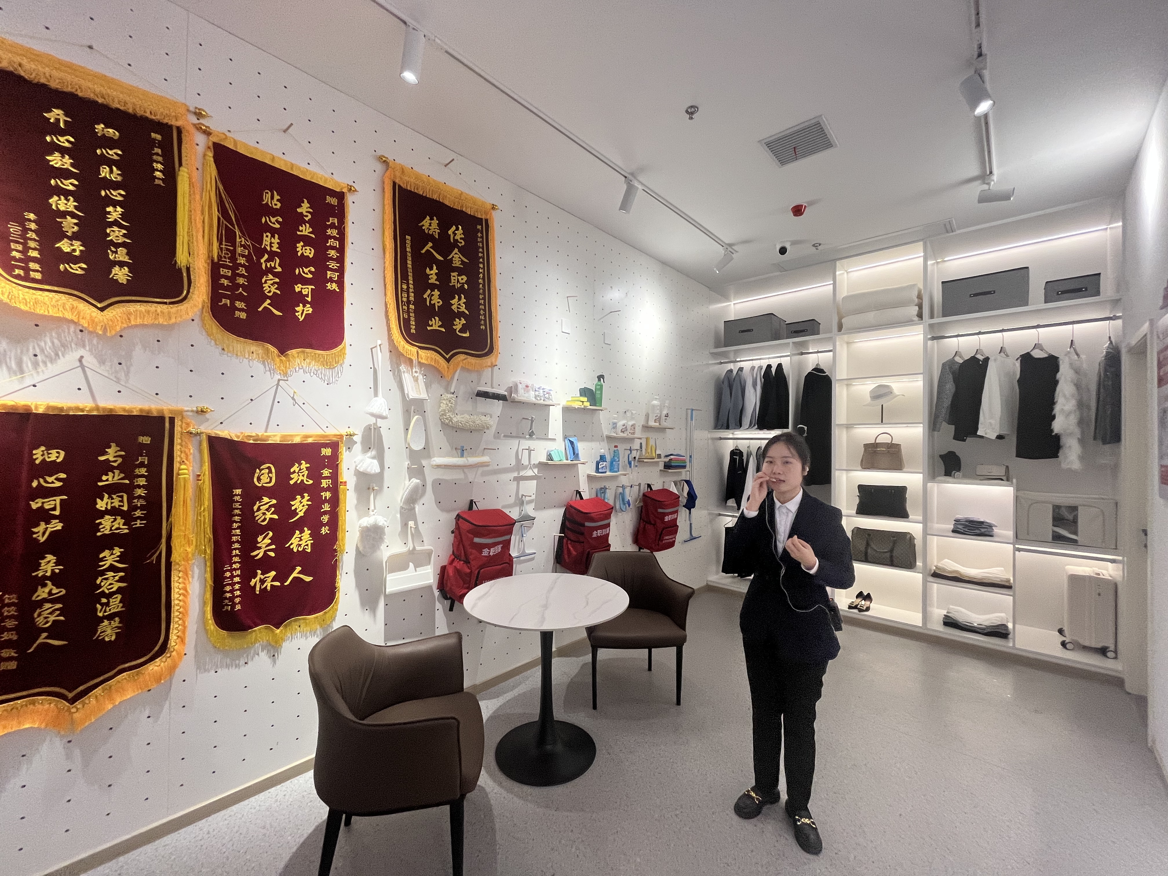 1730189637160490.jpg 9bdfe8b0521afc96d3923a648218f935_.jpg