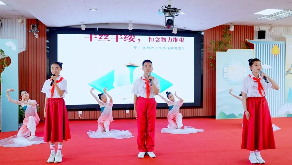 bc4444d289a6c728b27a19db04ee87e0.jpg