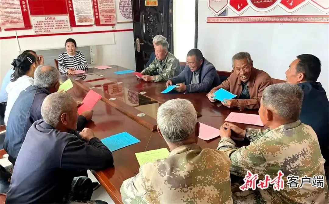 民勤红白理事会倡导文明新风.jpg