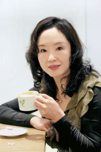 严歌苓，摄影周鹏