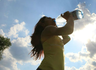 drinking-87155_640