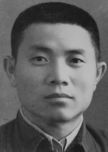 二爷爷年轻时