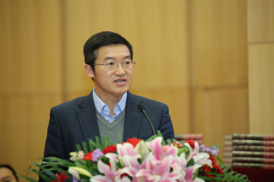 中国国家图书馆副馆长李虹霖致辞