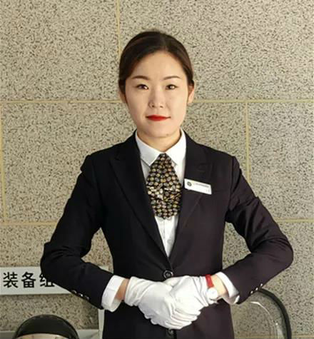 石希媛