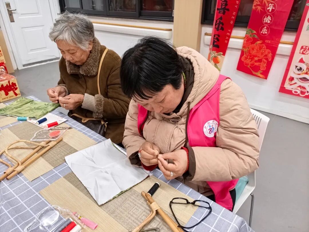 海游街道龙山社区 .jpg