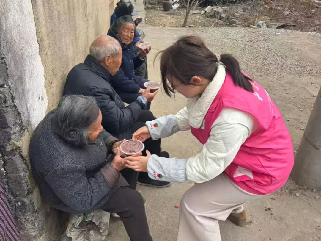 珠岙镇“八宝添福 万事粥全”腊八节主题活动.jpg